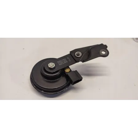 MAZDA 2 TOYOTA YARIS IV KLAKSON 86560-K0020