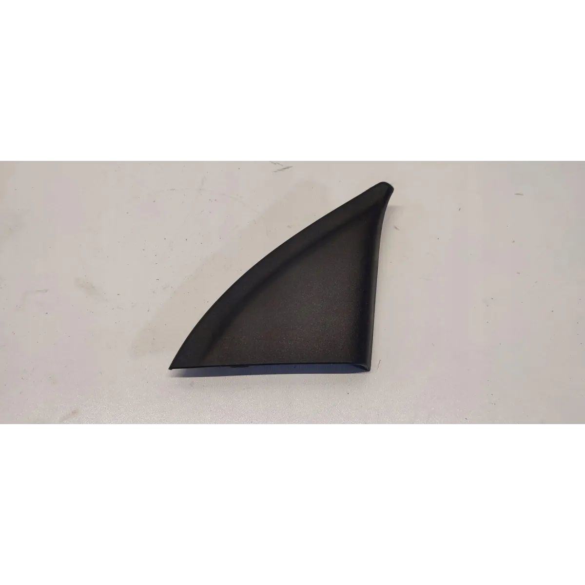 MAZDA 2 TOYOTA YARIS IV TRÓJKĄT DRZWI PRAWY PRZÓD 67491-K0030
