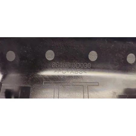 MAZDA 2 TOYOTA YARIS IV LUSTERKO ŚRODKOWE OBUDOWA 87810-K0050 86466-0D030