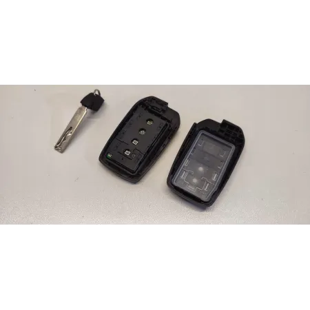 MAZDA 2 TOYOTA YARIS IV KLUCZYK PILOT