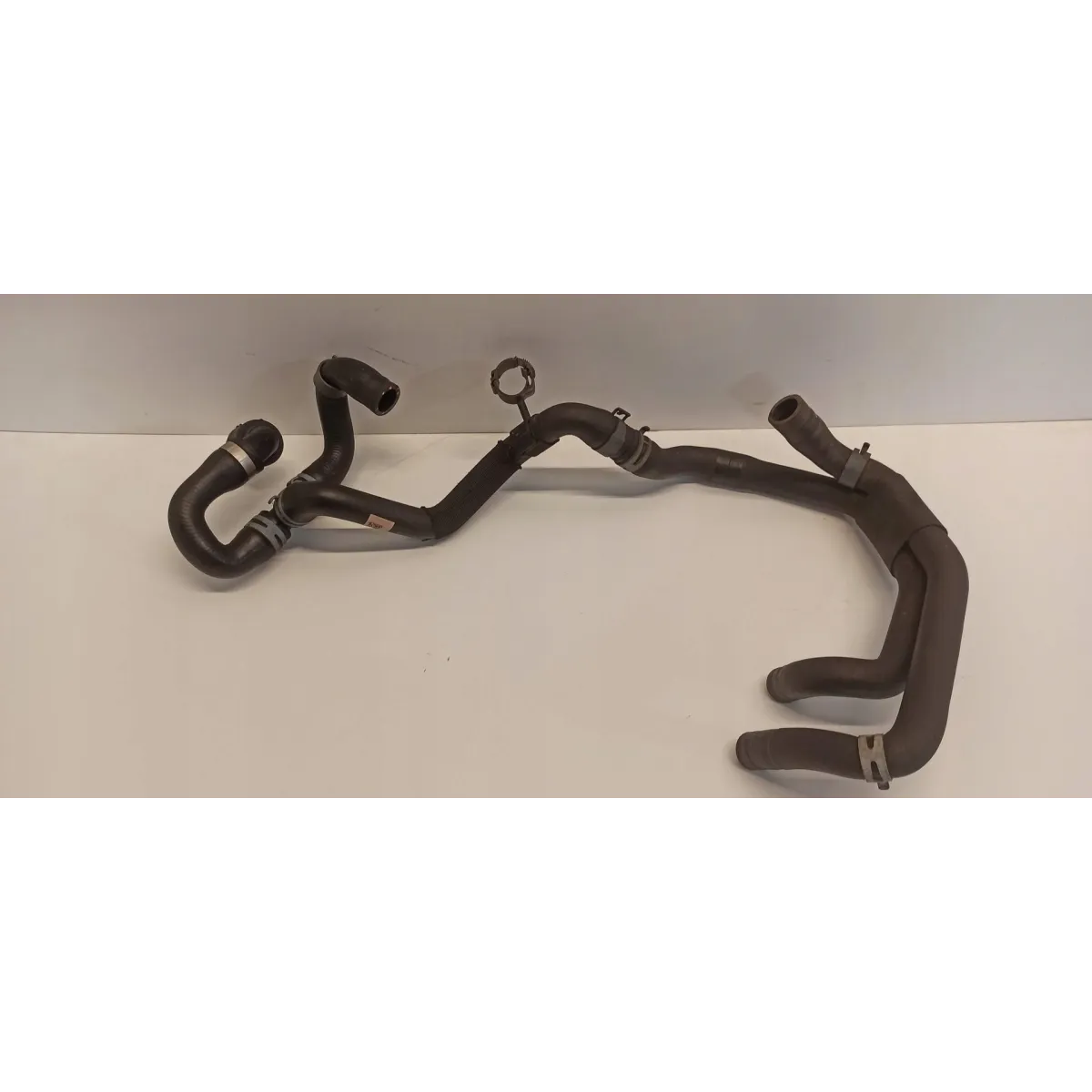 AUDI A5 8T RURA PRZEWÓD WODY 8K0819337A