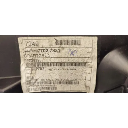 MERCEDES VITO W447 ŚLIZG ZDERZAKA PRAWY PRZÓD A4478800701