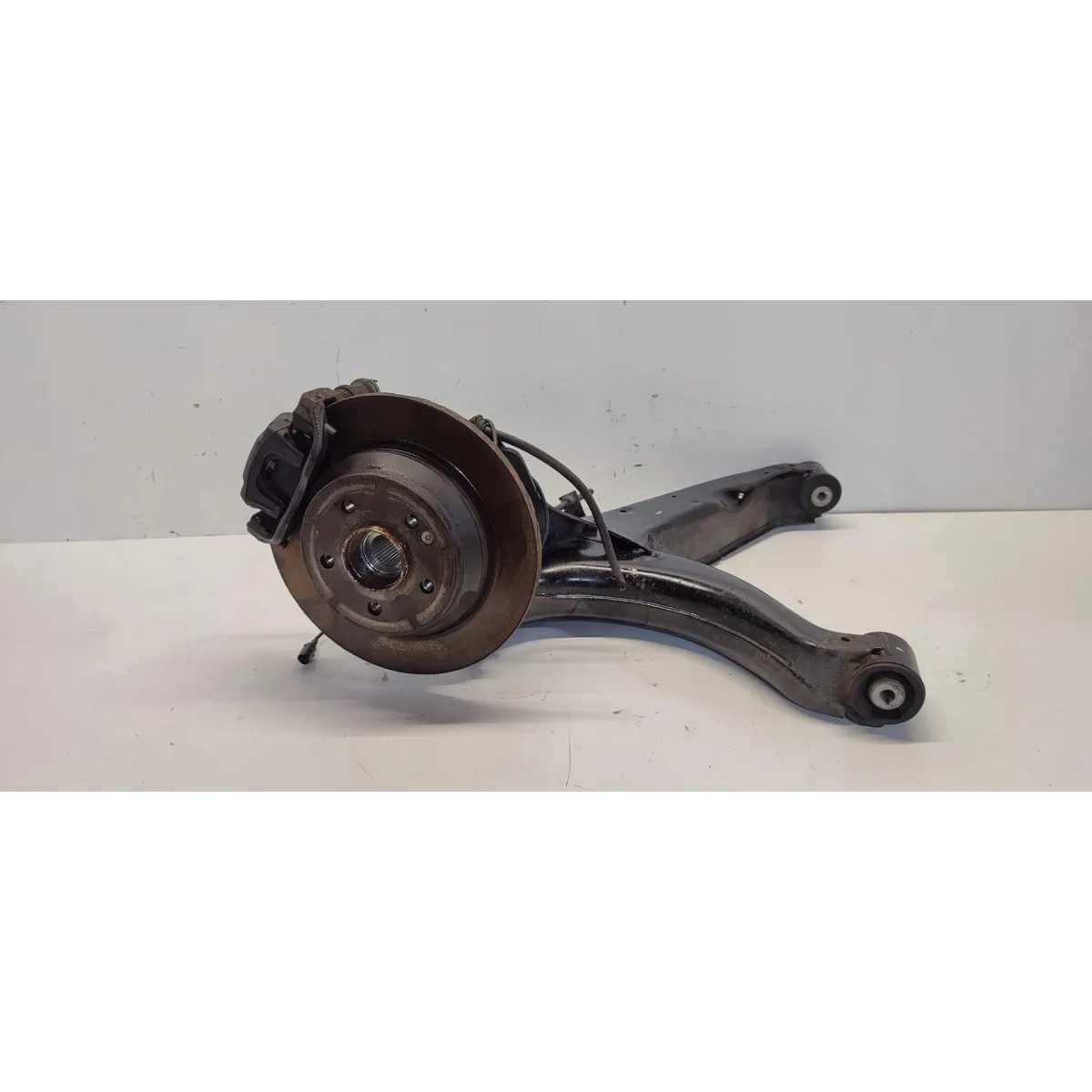 MERCEDES VITO W447 ZWROTNICA WAHACZ PRAWY TYŁ A4473505600 A4473505400