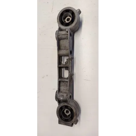 MERCEDES VITO W447 ŁAPA MOCOWANIE DYFRA DYFERENCJAŁU TYŁ A4473530600