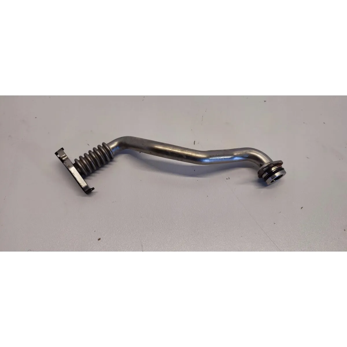 VW TIGUAN II RURA PRZEWÓD OLEJU 05L145736A