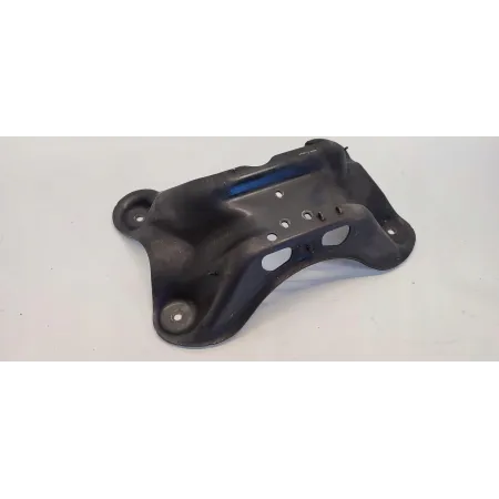 MERCEDES VITO W447 ŁAPA SKRZYNI BIEGÓW A4472401100