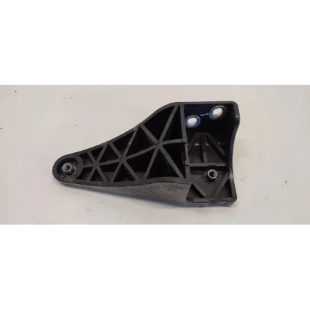 MERCEDES VITO W447 WSPORNIK ZDERZAKA PRAWY PRZÓD A4478801214