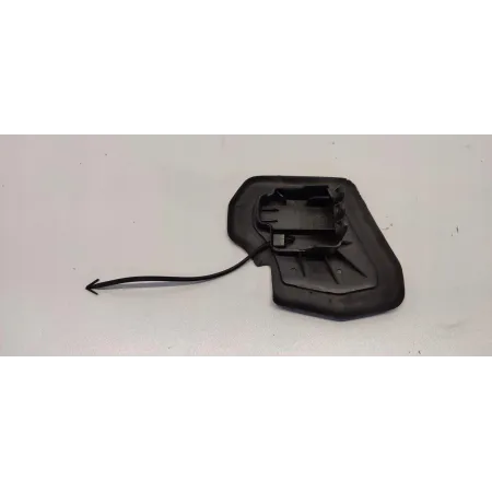 MERCEDES VITO W447 ZAŚLEPKA ZAWIASU MASKI PRAWA A4478841674