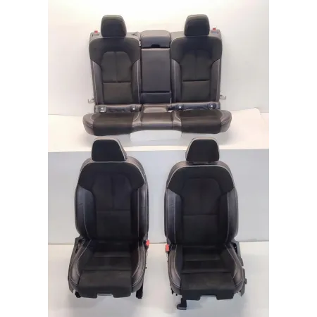 VOLVO XC40 FOTELE KANAPA ALKANTARA SKÓRA