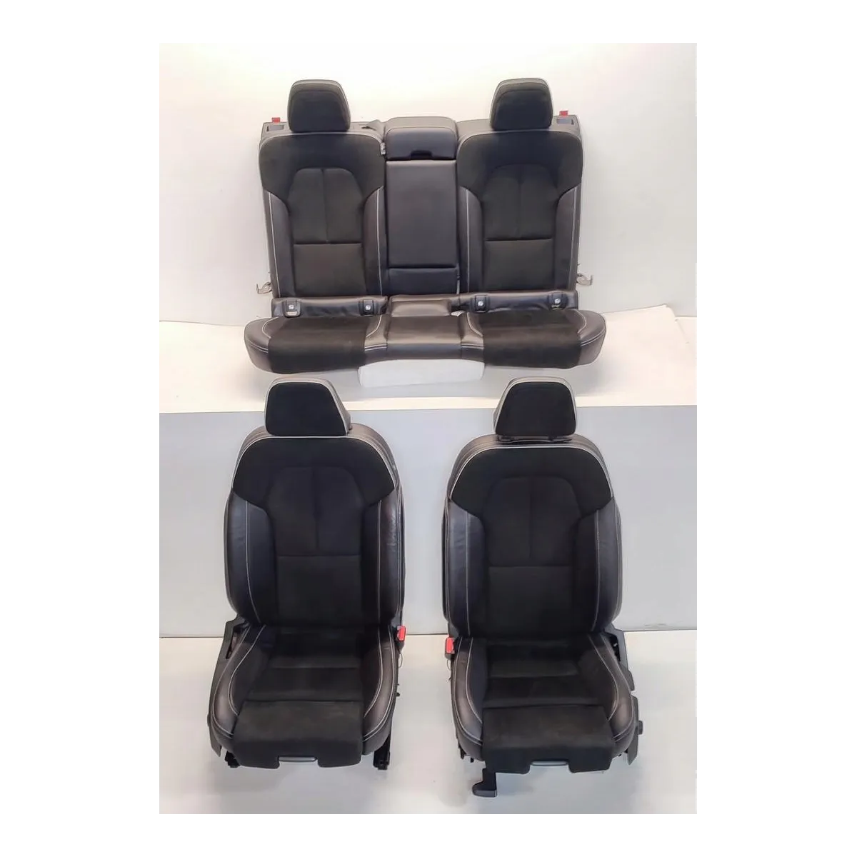 VOLVO XC40 FOTELE KANAPA ALKANTARA SKÓRA