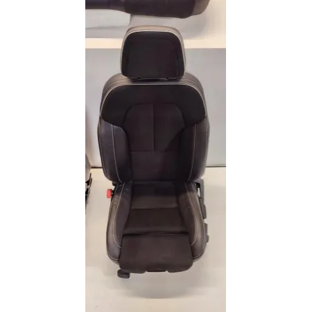 VOLVO XC40 FOTELE KANAPA ALKANTARA SKÓRA