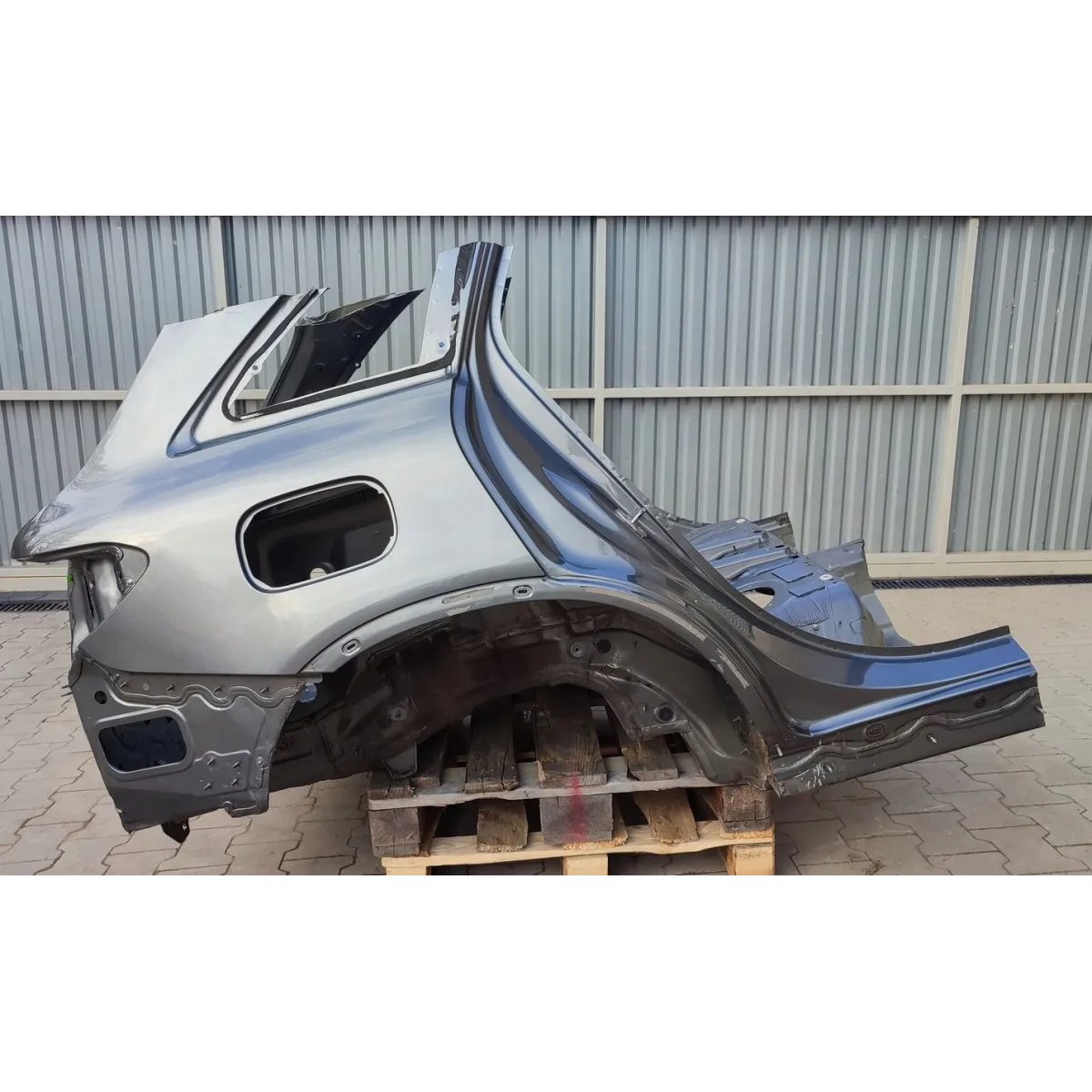 MERCEDES GLC W253 X253 ĆWIARTKA BŁOTNIK PRAWY TYŁ 992 SUV