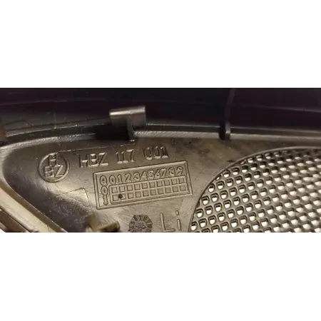 MERCEDES X117 CLA TRÓJKAT DRZWI LEWY PRZÓD A1177200111