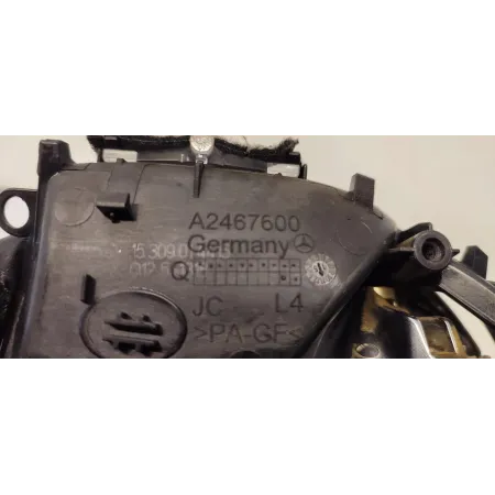 MERCEDES X117 CLA KLAMKA DRZWI LEWA A2467600561