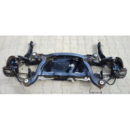MERCEDES X117 CLA BELKA ZAWIESZENIE TYŁ SHOOTING BRAKE 2463504401