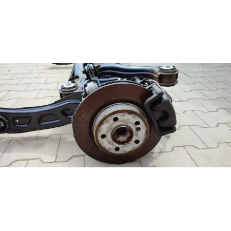 MERCEDES X117 CLA BELKA ZAWIESZENIE TYŁ SHOOTING BRAKE 2463504401