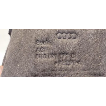 AUDI Q3 8U NADKOLE LEWY PRZÓD 8U0821171C