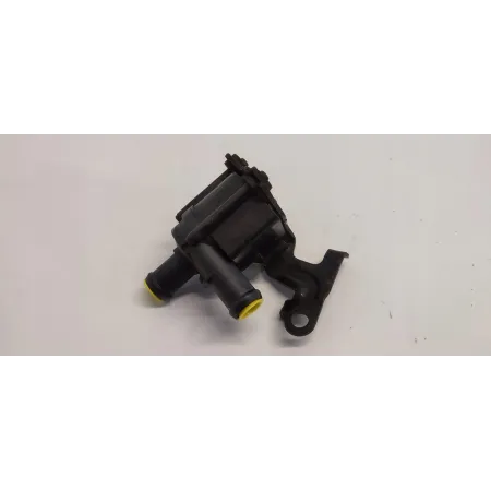 AUDI Q3 8U POMPKA WODY 2.0 TDI 5Q0965561B 5Q0121599Q