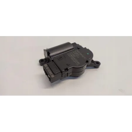AUDI Q3 8U SILNICZEK NAGRZEWNICY 1K0907511Q