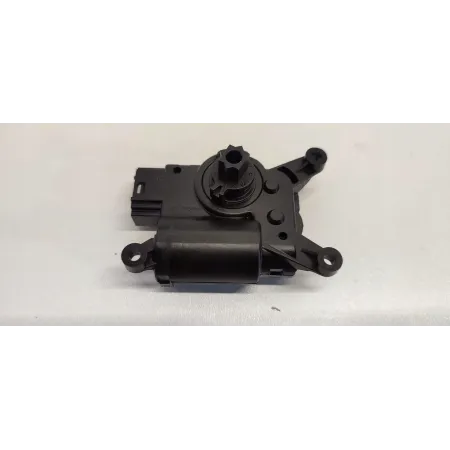 AUDI Q3 8U SILNICZEK NAGRZEWNICY 5Q0907511L