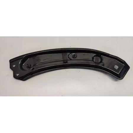AUDI Q3 8U WSPORNIK BŁOTNIKA LEWY PRZÓD 8U0805931