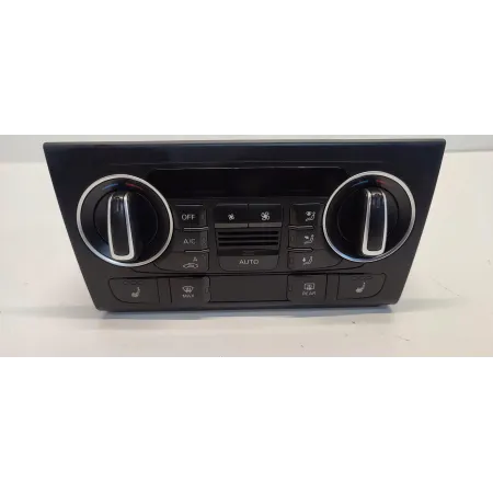 AUDI Q3 8U PANEL KLIMATYZACJI 8U0820043J