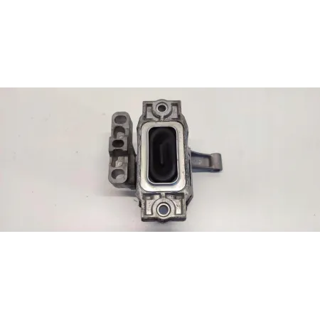 AUDI Q3 8U PODUSZKA ŁAPA SILNIKA 5N0199262F