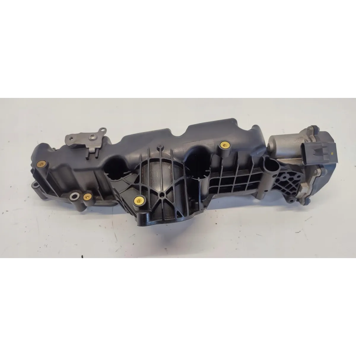 AUDI A4 B8 KOLEKTOR SSĄCY 2.0TDI 03L129711AG 03L129086