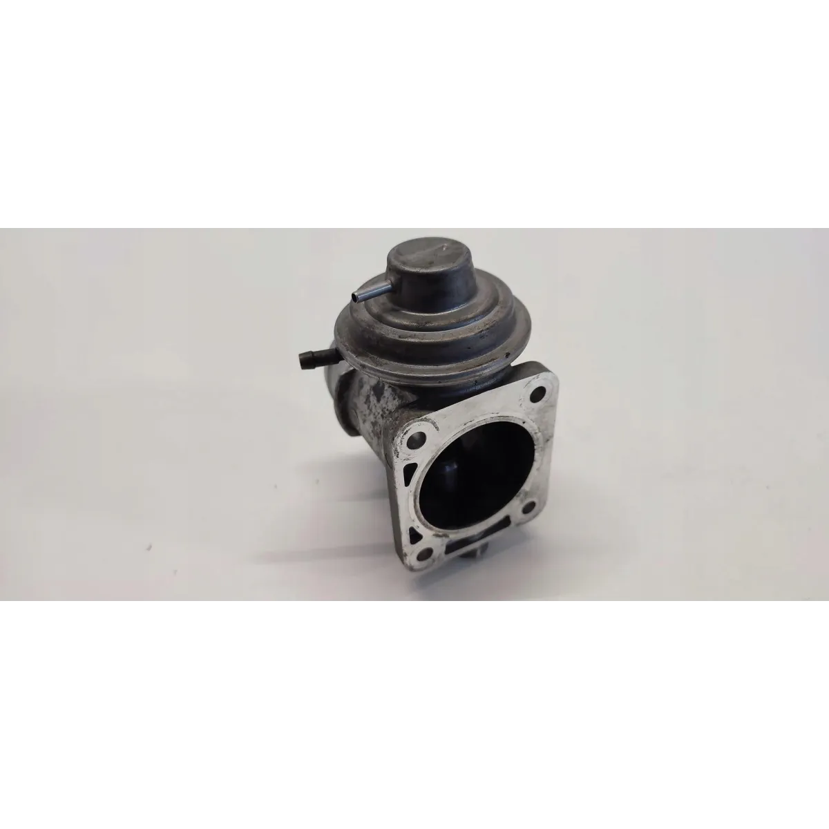 BMW E39 ZAWÓR EGR 72192012
