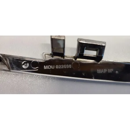 RENAULT TRAFIC III LISTWA LISTWY ATRAPY GRILLA CHROM