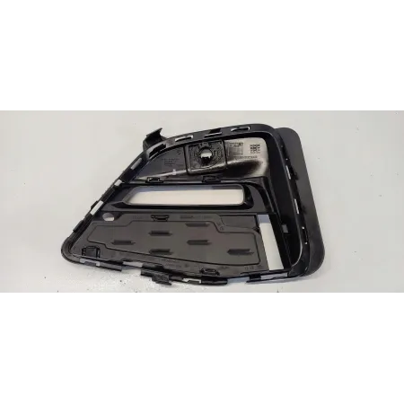BMW G20 KRATKA ZDERZAKA PRAWY PRZÓD 8069372