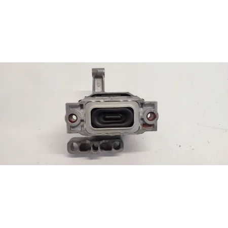 VW TIGUAN 5N0 PODUSZKA ŁAPA SILNIKA 5N0199262F