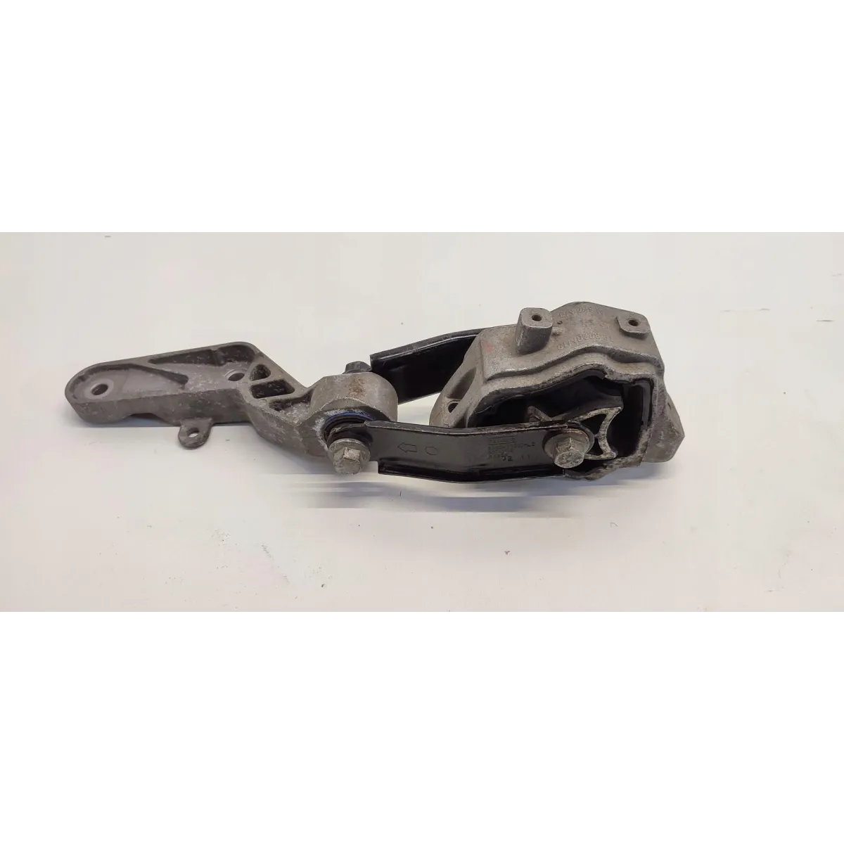 VOLVO S80 ŁAPA PODPORA SILNIKA 6G92-6P082-AB 3127778
