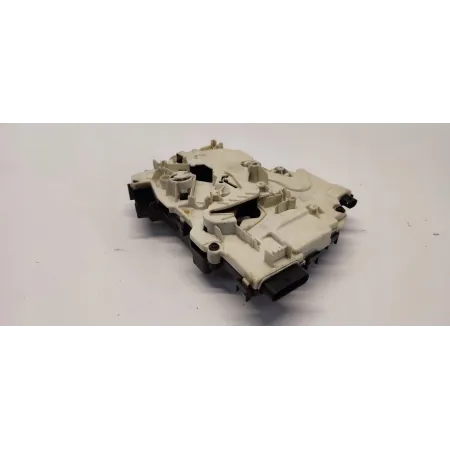 MERCEDES VITO W447 ZAMEK DRZWI PRZESUWNYCH A4477303602