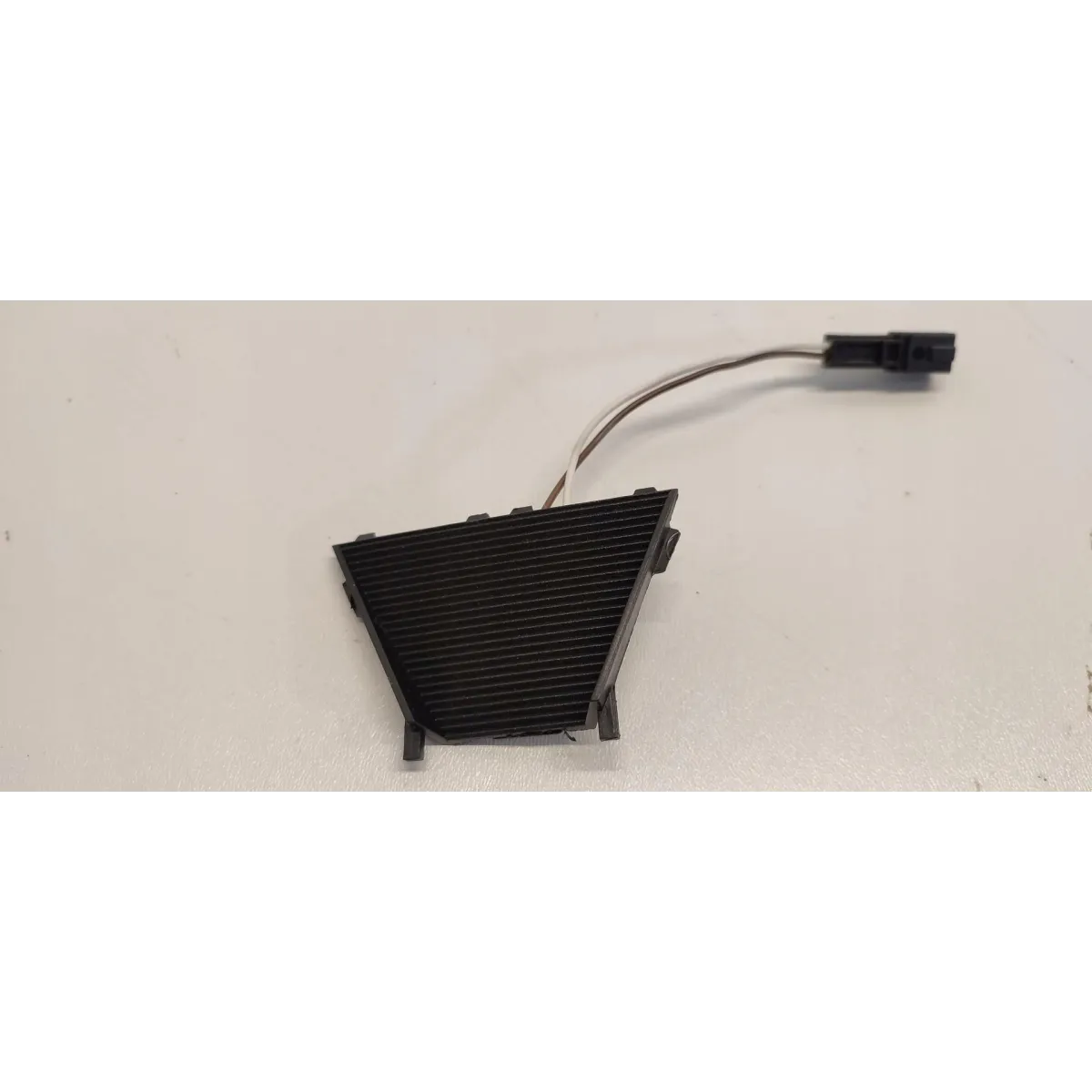 VW TIGUAN ALLSPACE OSŁONA SENSOR GRZALKA 5TA845109
