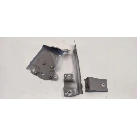 VW TIGUAN II MOCOWANIE BŁOTNIKA PRAWE KOMPLET 5NA821142B 5NA821430A
