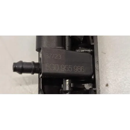 VW TIGUAN II DYSZA SPRYSKIWACZA 5G0955986