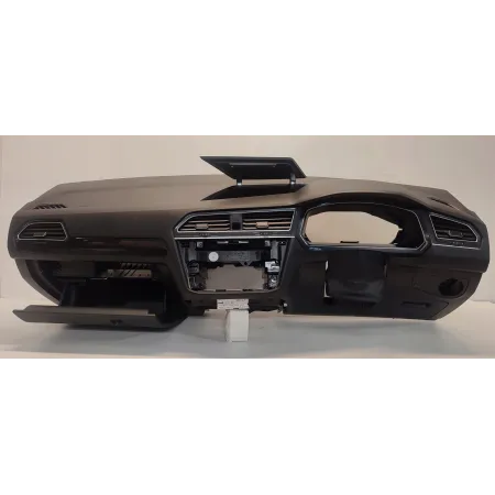 VW TIGUAN II DESKA KOKPIT RHD ANGLIK 5NC857003