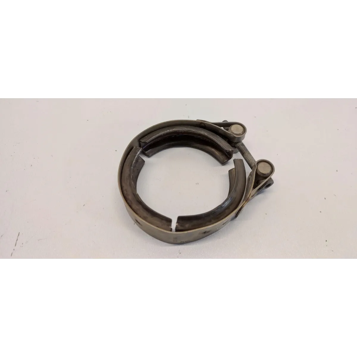 VW TIGUAN II OBEJMA KATALIZATORA 04L253725B