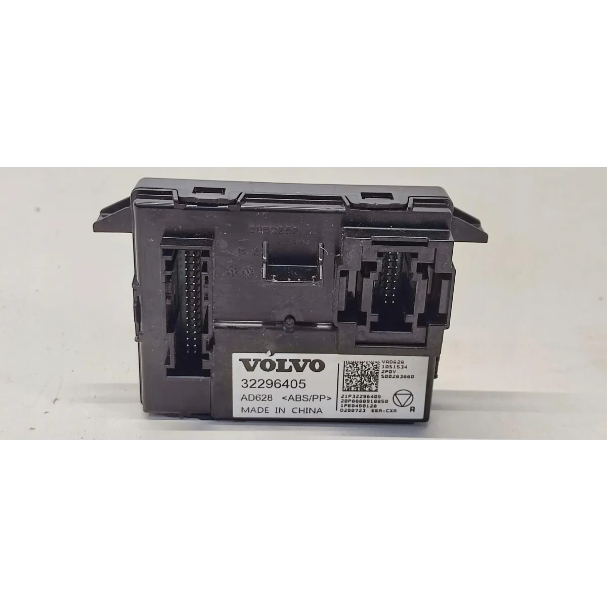 VOLVO XC40 MODUŁ STEROWNIK 32296405