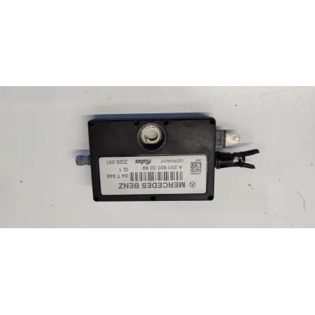 MERCEDES SL R230 WZMACNIACZ ANTENY A2308203289