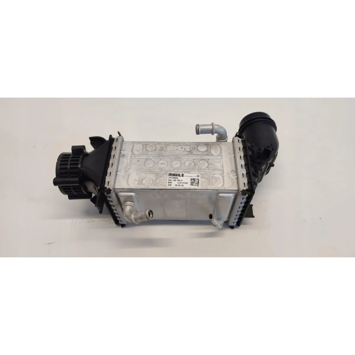 VW TAYRON TIGUAN III INTERCOOLER 1.5TSI 04E145785P