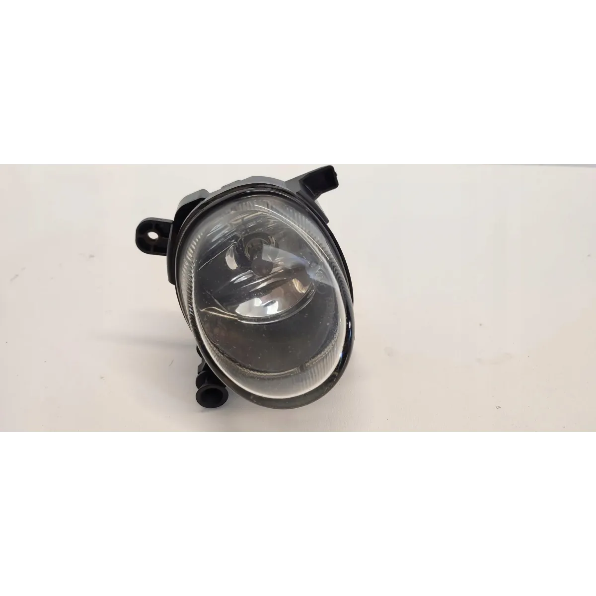 AUDI A5 8T HALOGEN PRAWY PRZÓD 8T0941700