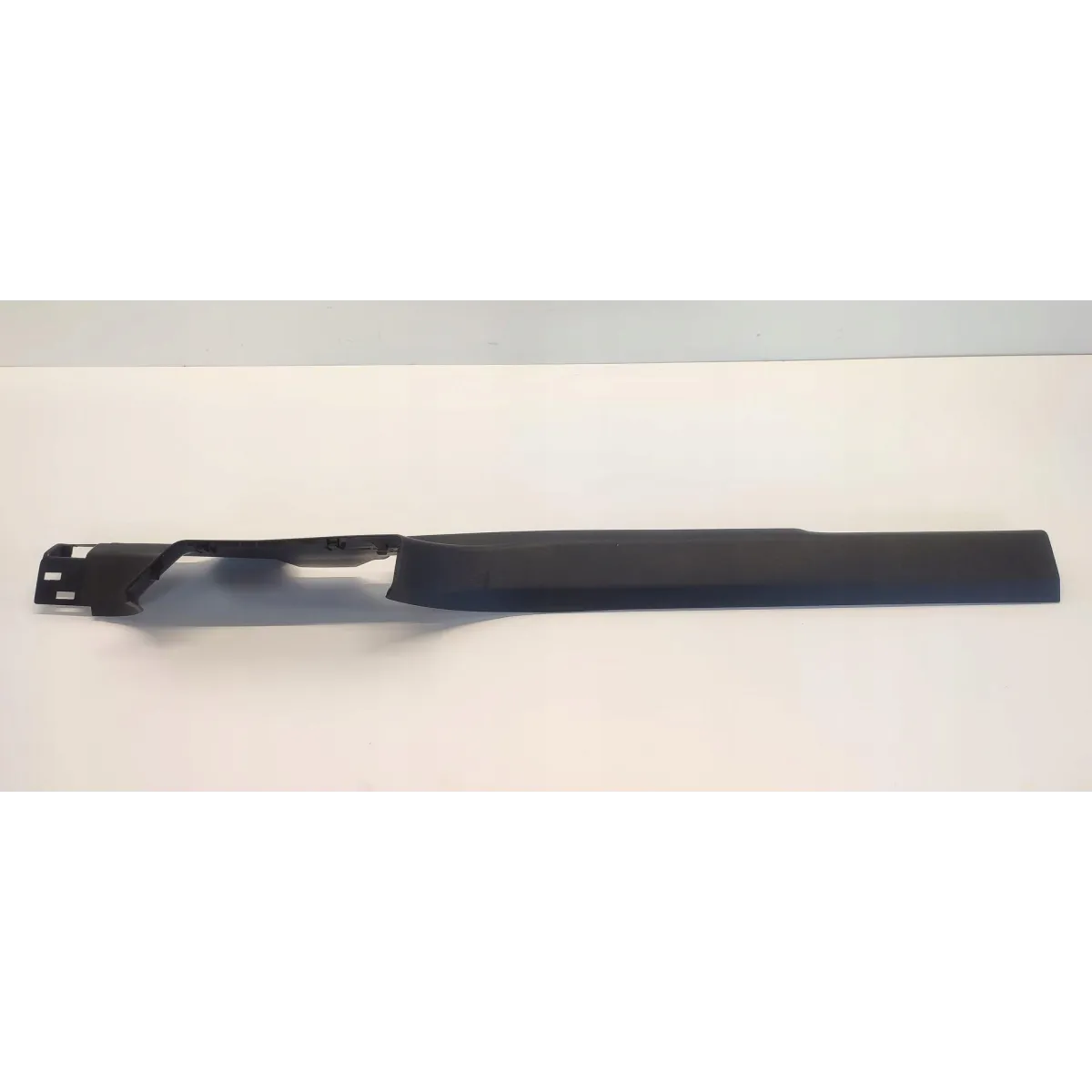 VW TAYRON LISTWA PROGU PRAWA 571853372