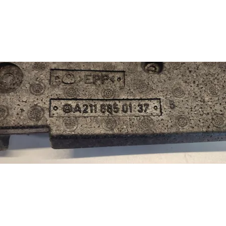 MERCEDES W211 ABSORBER ZDERZAKA PRAWY PRZÓD A2118850137