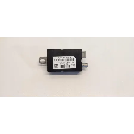 VOLVO V60 WZMACNIACZ ANTENY 30761696