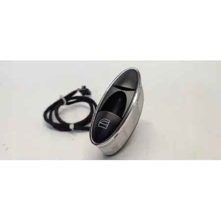 MERCEDES W211 PRZEŁĄCZNIK SZYBY PRAWY PRZÓD A2118211351