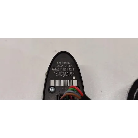 MERCEDES W211 PRZEŁĄCZNIK SZYBY PRAWY PRZÓD A2118211351