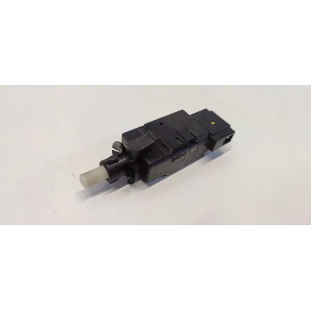 MERCEDES W211 CZUJNIK PEDAŁU HAMULCA A0015454009