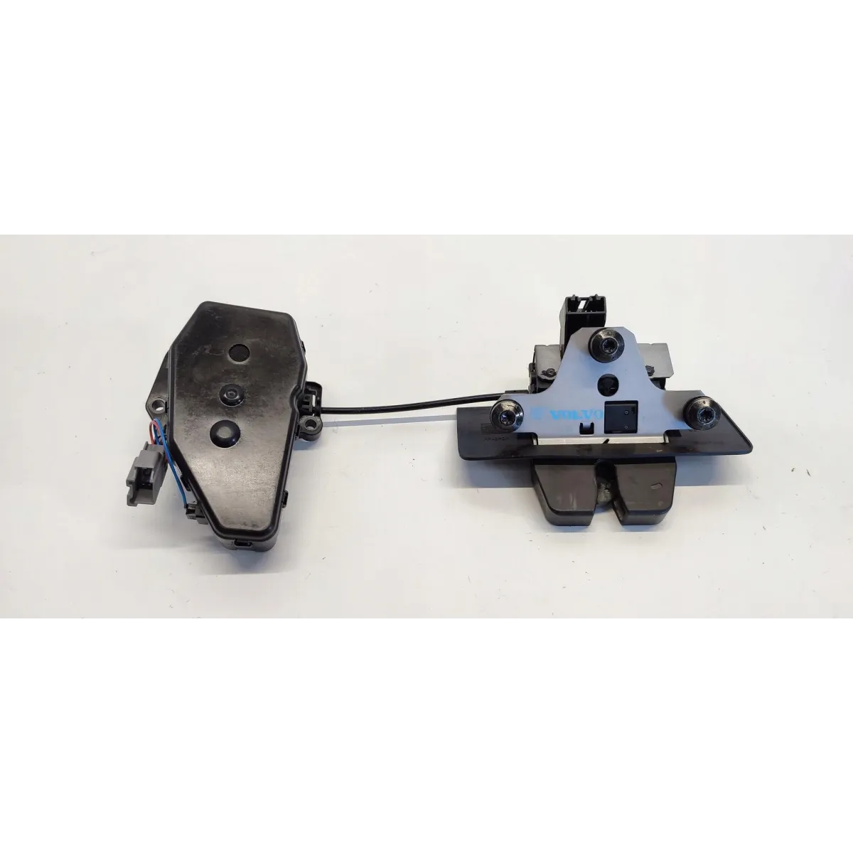 VOLVO XC60 ZAMEK DOCIĄG KLAPY BAGAŻNIKA 31253170 31335116